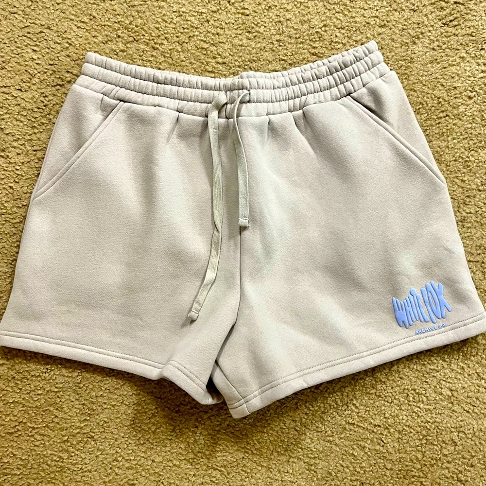 White Fox Boutique Archive 6.0 Lounge Shorts Dove - Picture 5 of 9